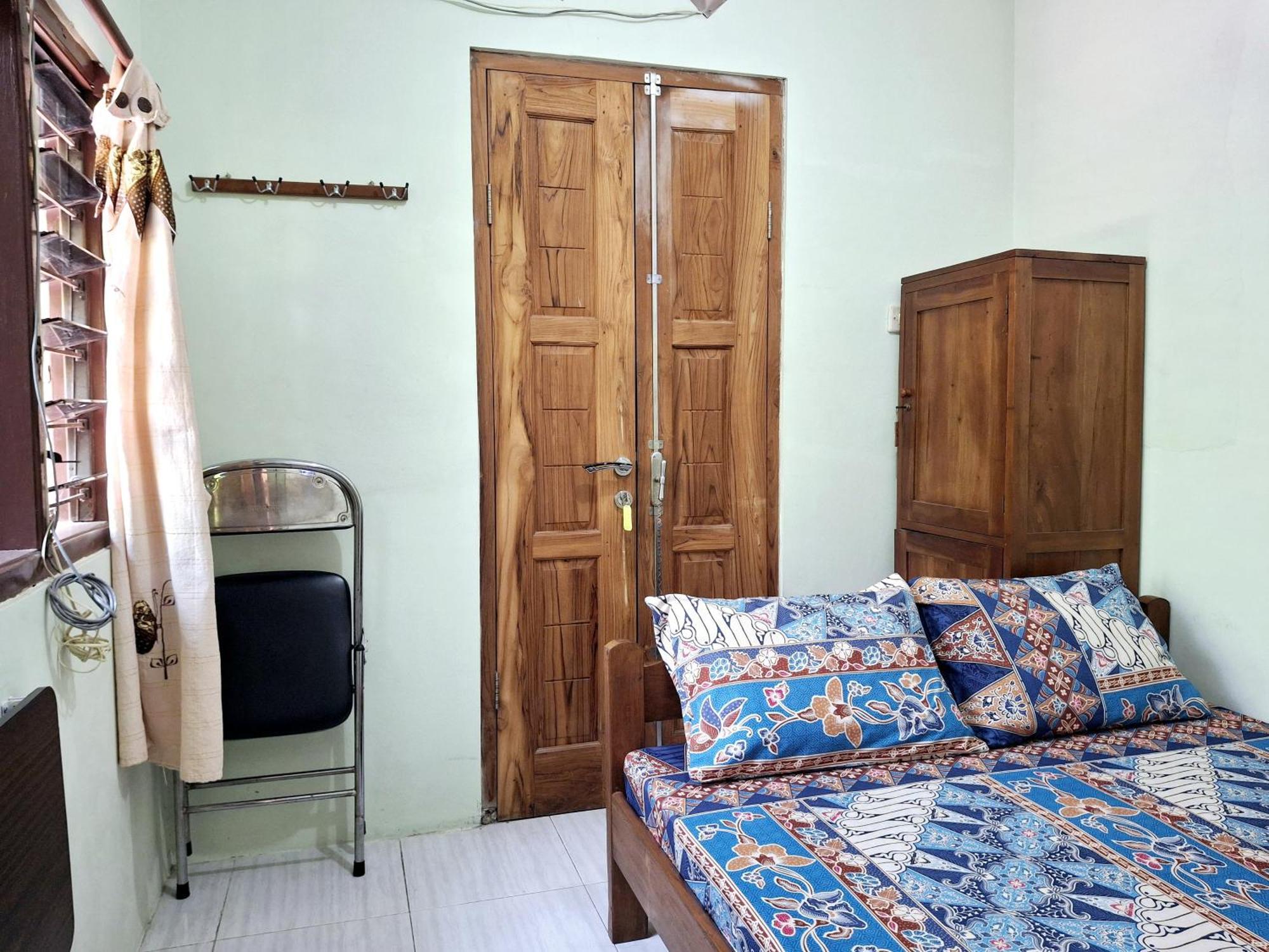 Ngampilan Backpacker Hostel Yogyakarta Exterior photo
